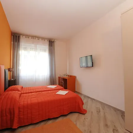 Ariston Tower Готель типу 