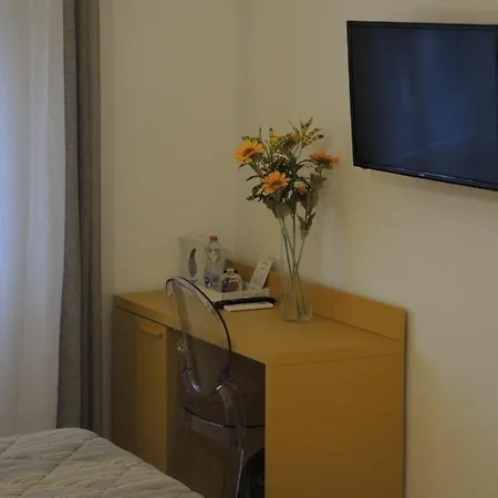 Couette-café Ariston Tower 2*