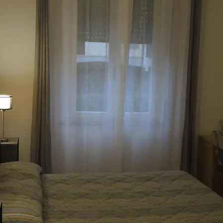Ariston Tower Готель типу 